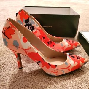 Nine West Orange/Blue Flora Pumps